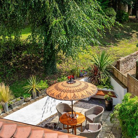 16 Hunt Court Villa York Eksteriør billede