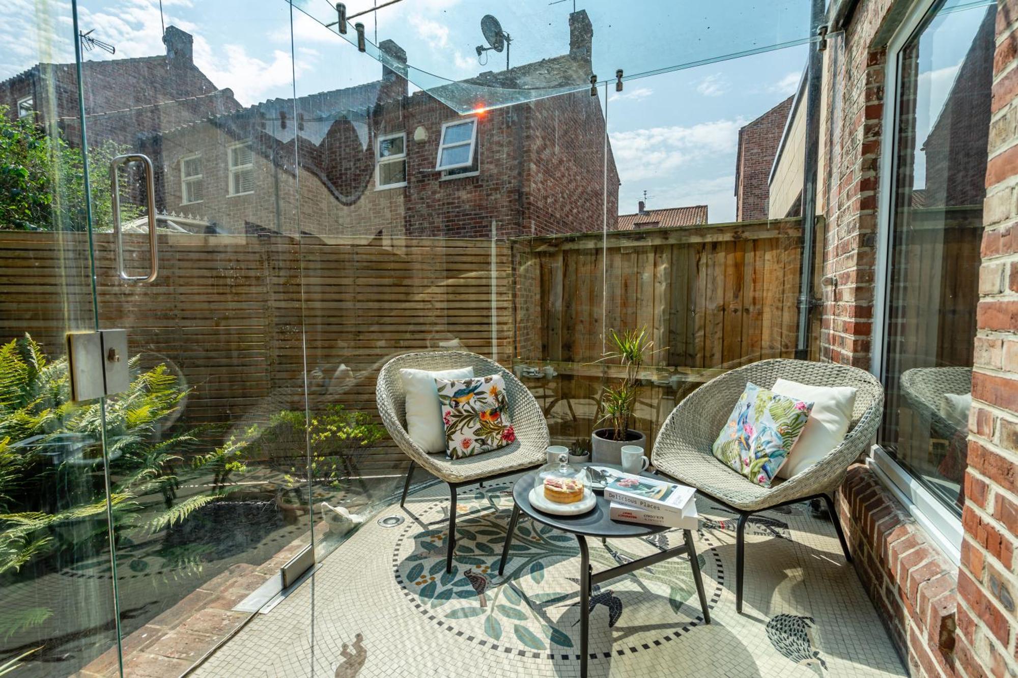 16 Hunt Court Villa York Eksteriør billede